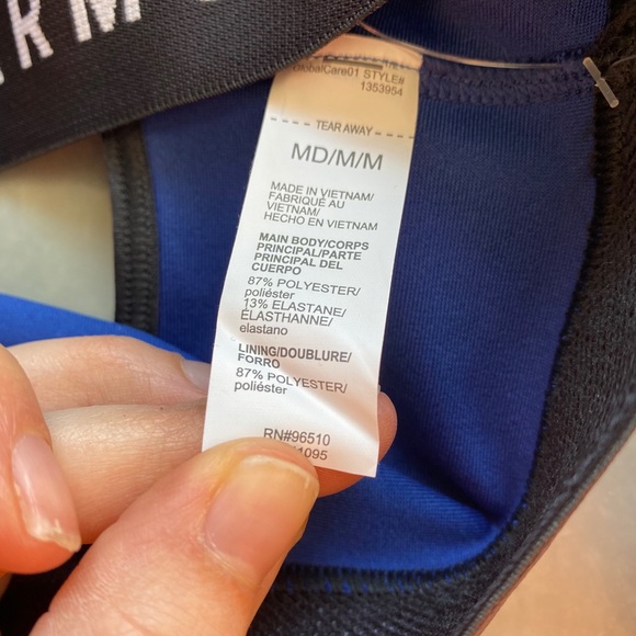 (CLOSET CLOSING FINAL SALE) Under Armor USA Sports Bra and Leggings Set - Picture 10 of 15